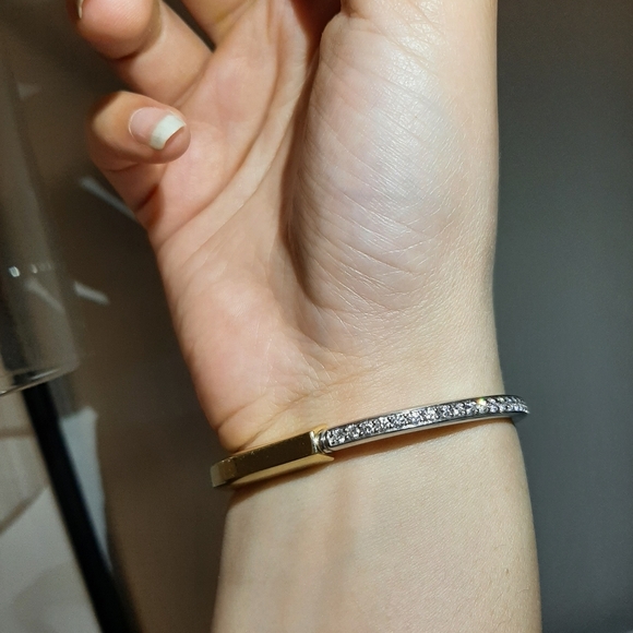 Tiffany and Co Bangle in Yellow and White Gold with Half Pave Diamond - Picture 3 of 6